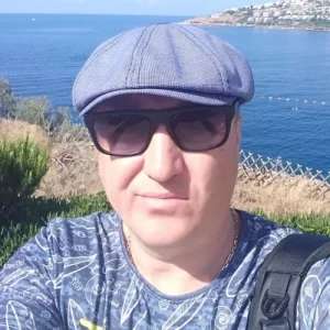 Дмитро Каревський