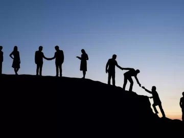 Лідерство що творить зміни та історії успіху в громадах