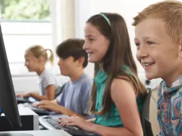 Як навчання програмування допомагає молоді знайти шлях до успіху