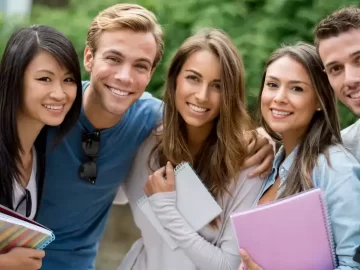 Міжнародний студентський обмін це шлях до глобального розуміння