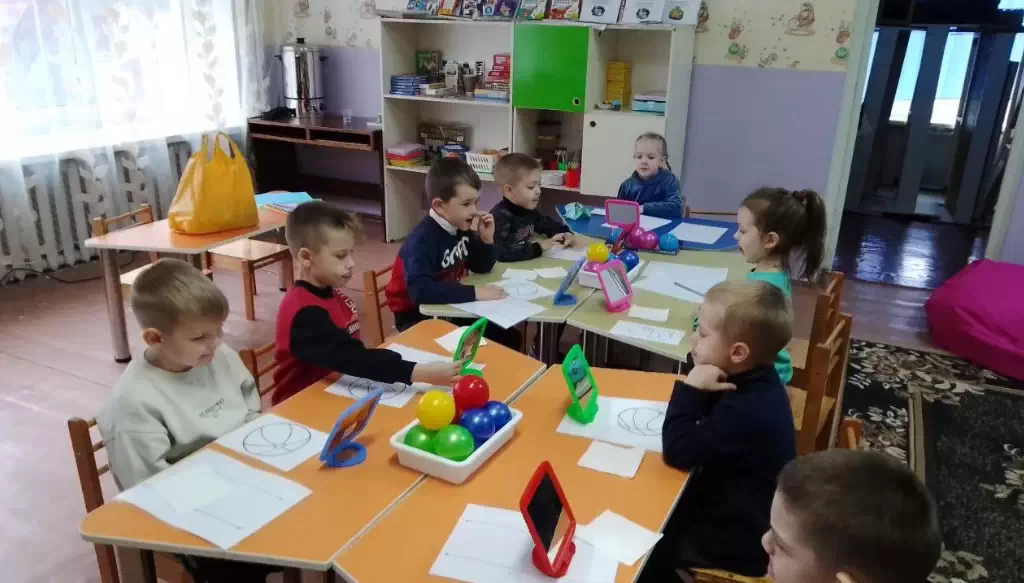 Освітній центр для дітей ВПО та військовослужбовців