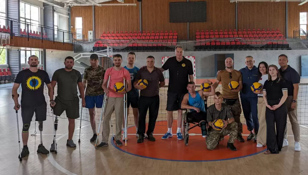 Волейбол сидячи – ближнє коло: адаптивний спорт і можливості для ветеранів
