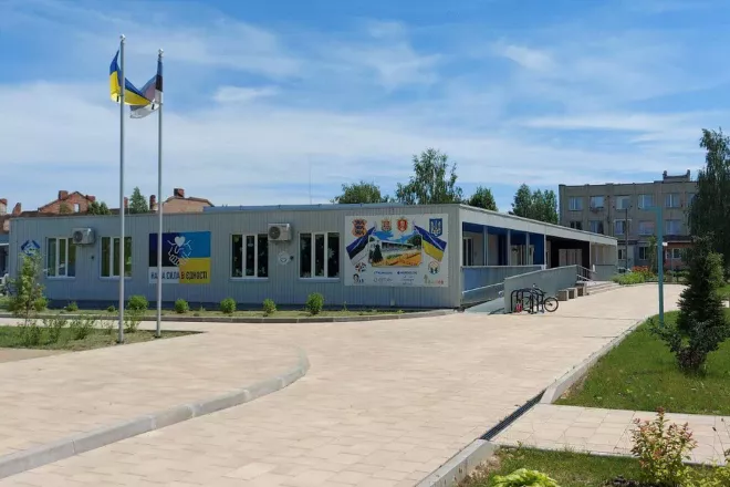 Влаштування сонячних панелей для закладів освіти Овруцької ТГ
