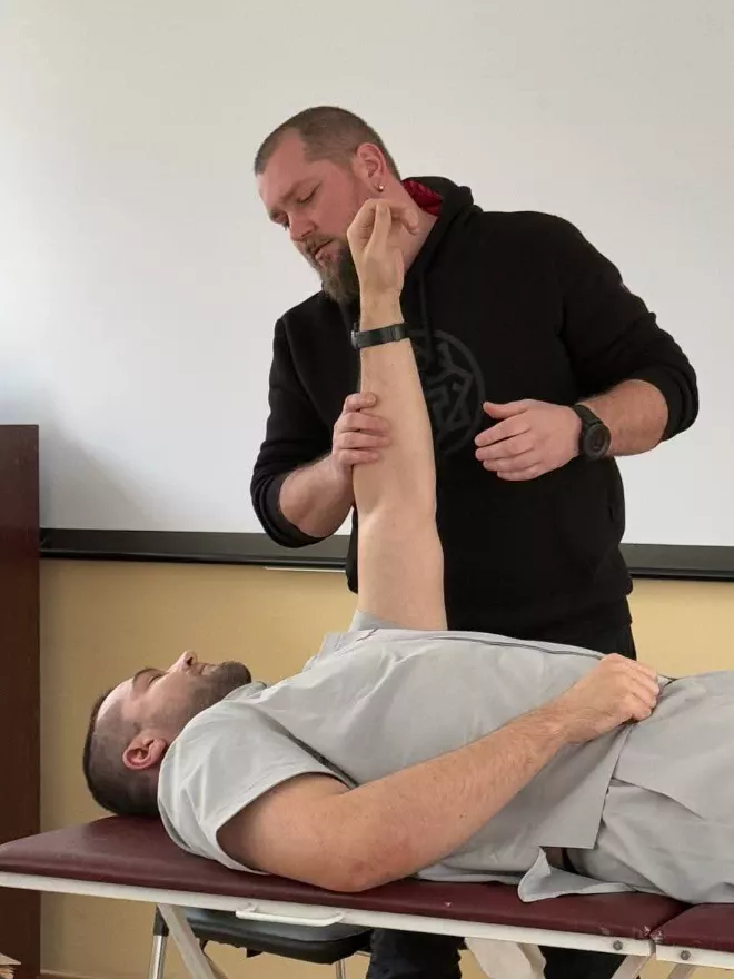 «Сила відновлення» — психосоціальна реабілітація для ветеранів, ветеранoк та їхніх родин