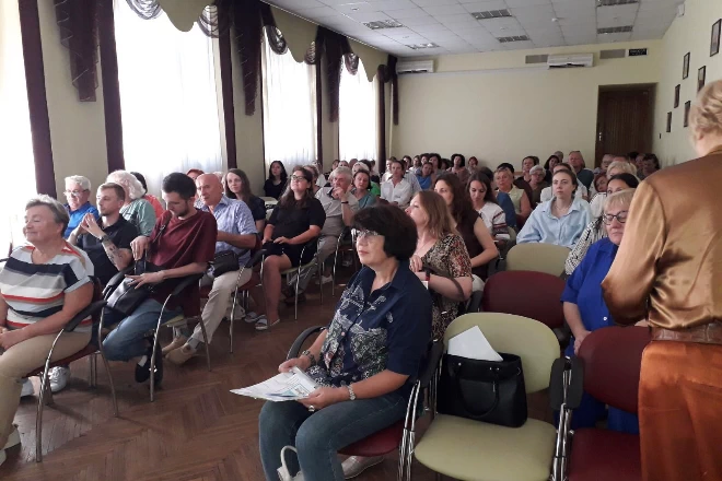 Витоки нашої ідентичності: створення культурно-освітнього центру