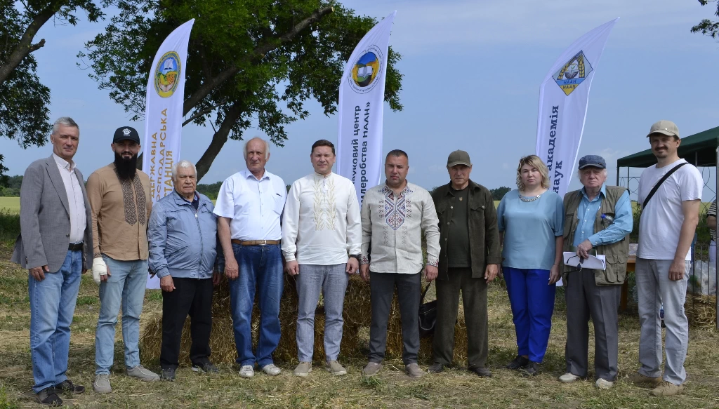 Соціальна теплиця: якісні овочі для соціальних закладів Черкащини