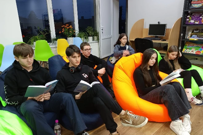 «Кінобункер» – безпечний кінопростір для молоді прикордонного Овруча