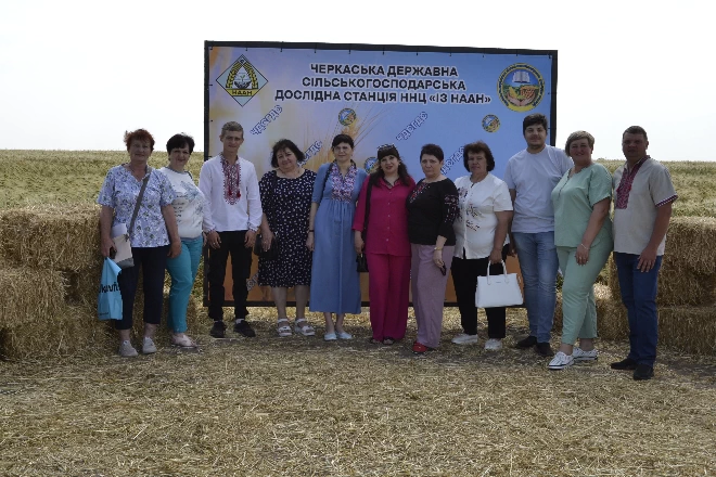 Соціальна теплиця: якісні овочі для соціальних закладів Черкащини