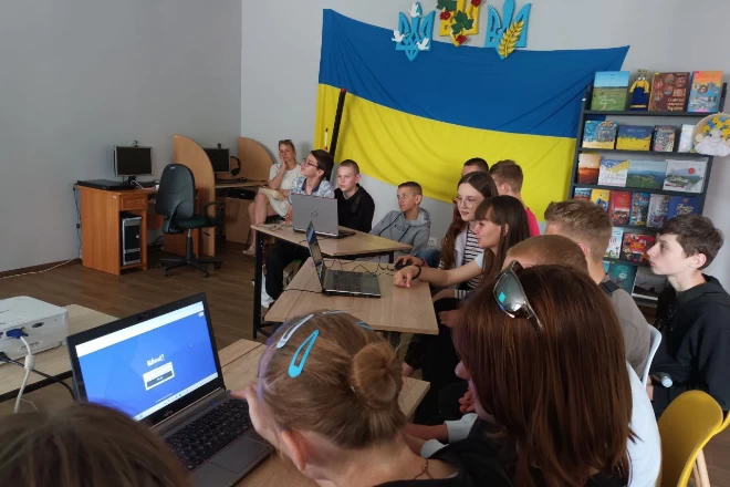 «Кінобункер» – безпечний кінопростір для молоді прикордонного Овруча