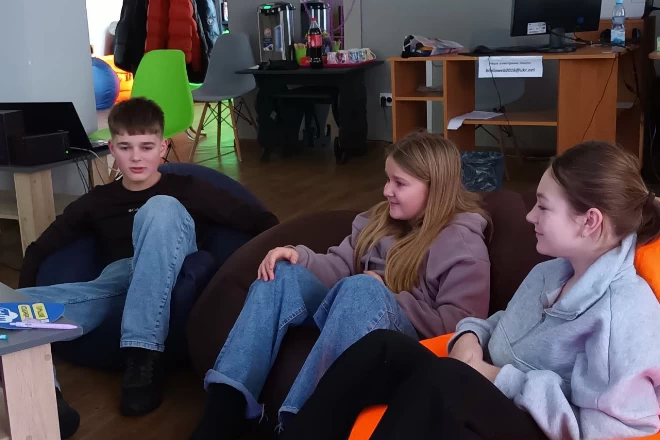 «Кінобункер» – безпечний кінопростір для молоді прикордонного Овруча