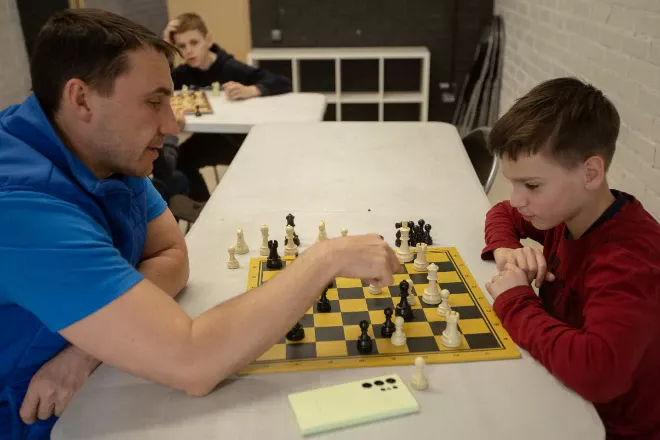 Підтримка українських дітей: безкоштовні заняття з творчості, лідерства та емоційної стійкості